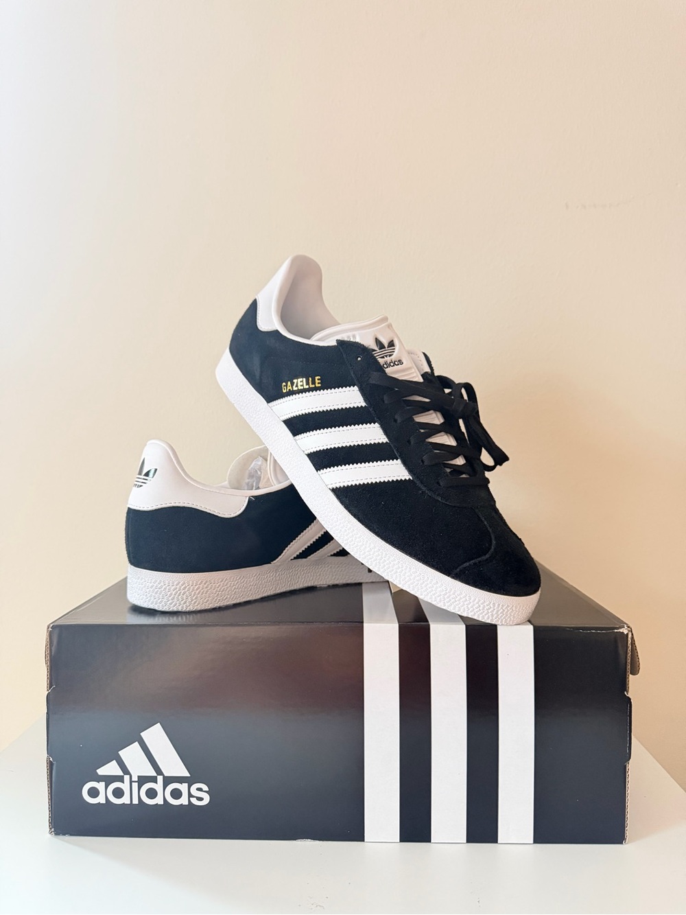 adidas Gazelle BB5476 Black White Men's Size 9.5 New